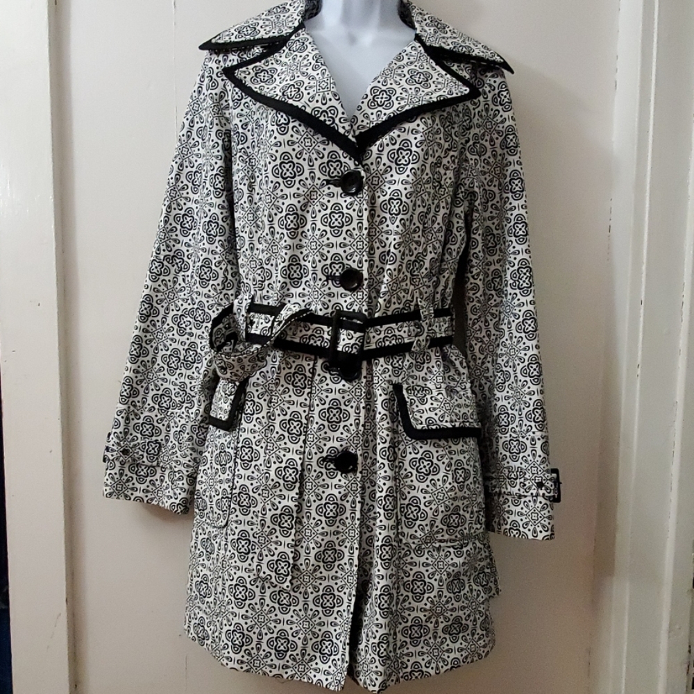 Steve Madden Trench Coat XL